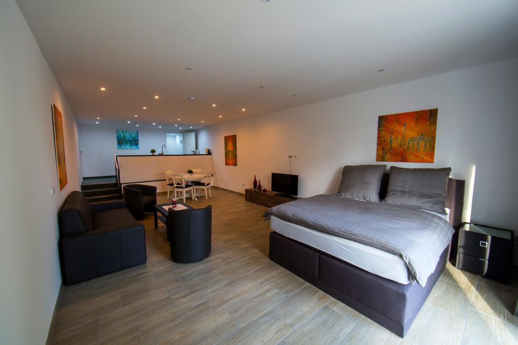 Wassersport-Appartements Am Stoessensee Berlin Exterior photo