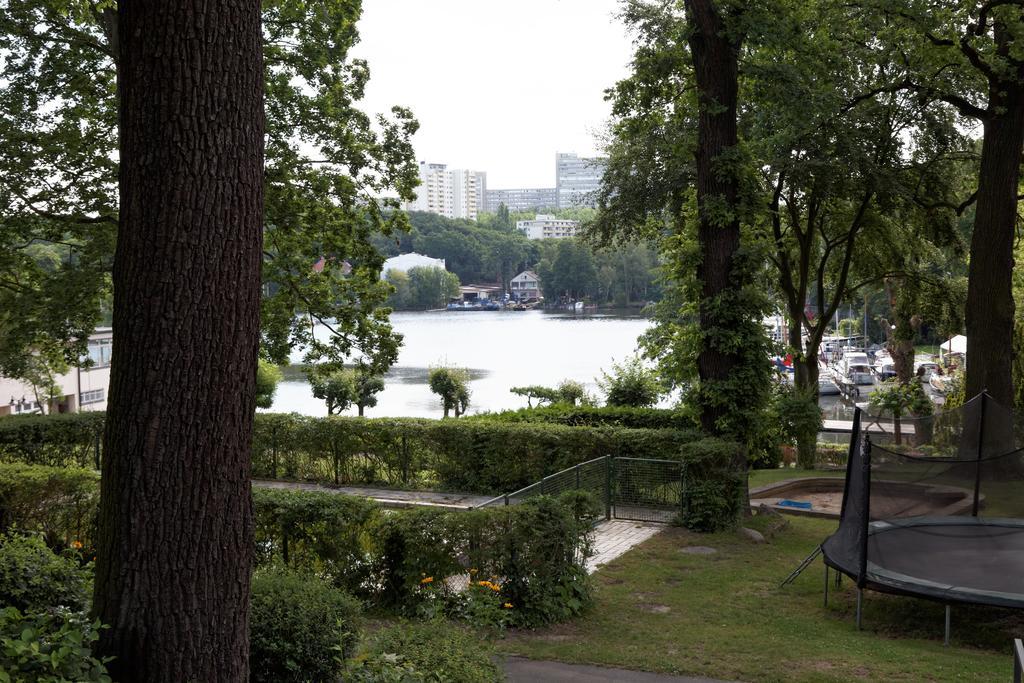 Wassersport-Appartements Am Stoessensee Berlin Exterior photo