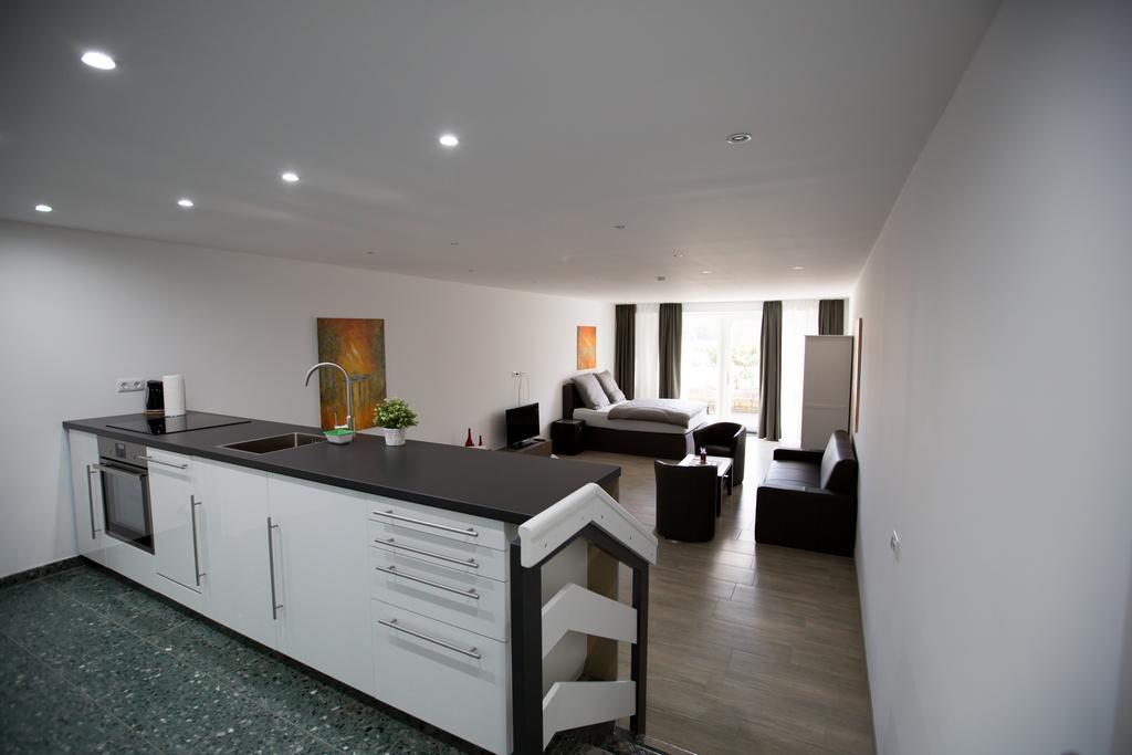 Wassersport-Appartements Am Stoessensee Berlin Exterior photo
